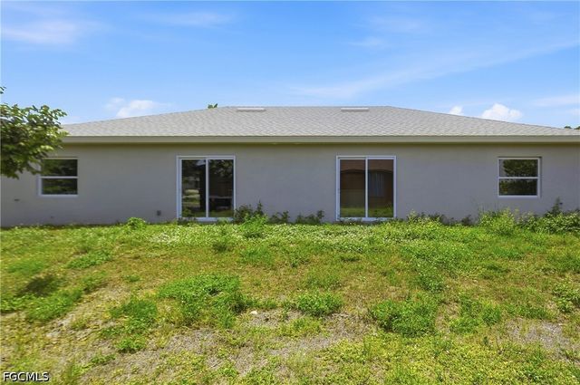 2955 Dunbar AVE A, Fort Myers, FL 33916
