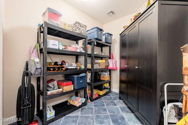 762 E VERBENA Drive, Phoenix, AZ 85048