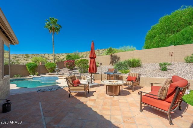 762 E VERBENA Drive, Phoenix, AZ 85048