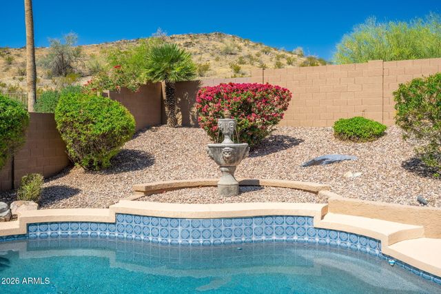 762 E VERBENA Drive, Phoenix, AZ 85048