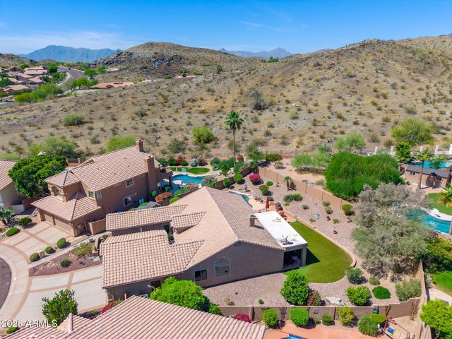 762 E VERBENA Drive, Phoenix, AZ 85048