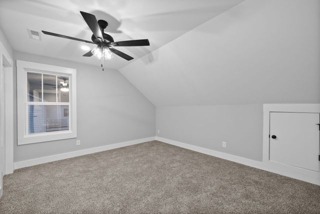 311 Riverview Dr, Dover, TN 37058