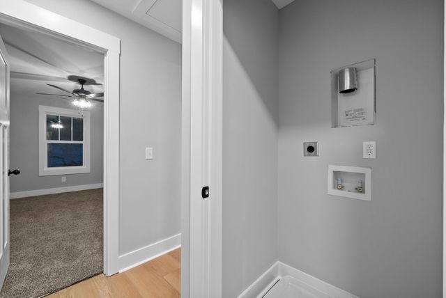 311 Riverview Dr, Dover, TN 37058