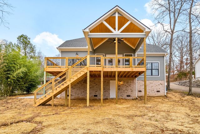 311 Riverview Dr, Dover, TN 37058