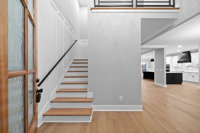 311 Riverview Dr, Dover, TN 37058