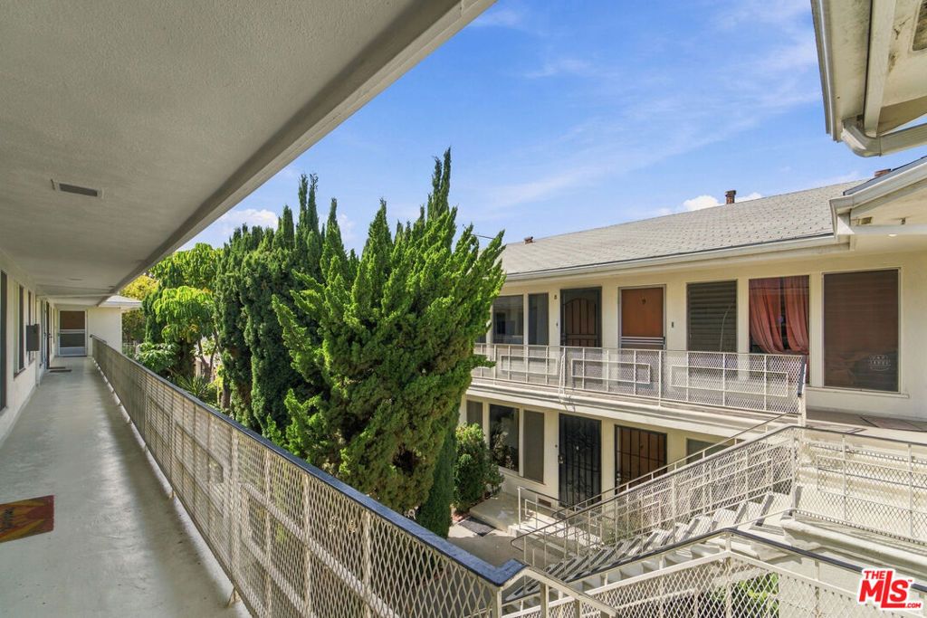 927 3rd Street, Santa Monica, CA 90403 — photo 3