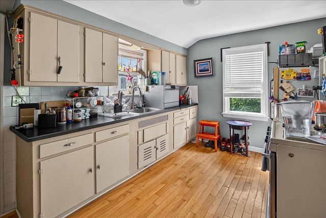 137 Proudfit Street, Madison, WI 53715
