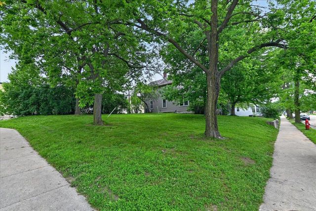 137 Proudfit Street, Madison, WI 53715