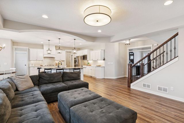 19951 Hiawatha Court, Lakeville, MN 55044