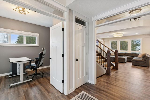 19951 Hiawatha Court, Lakeville, MN 55044