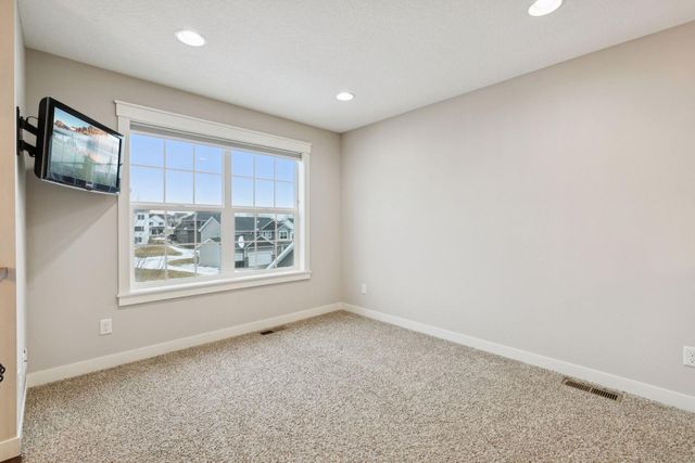 19951 Hiawatha Court, Lakeville, MN 55044