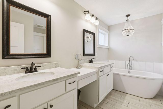 19951 Hiawatha Court, Lakeville, MN 55044