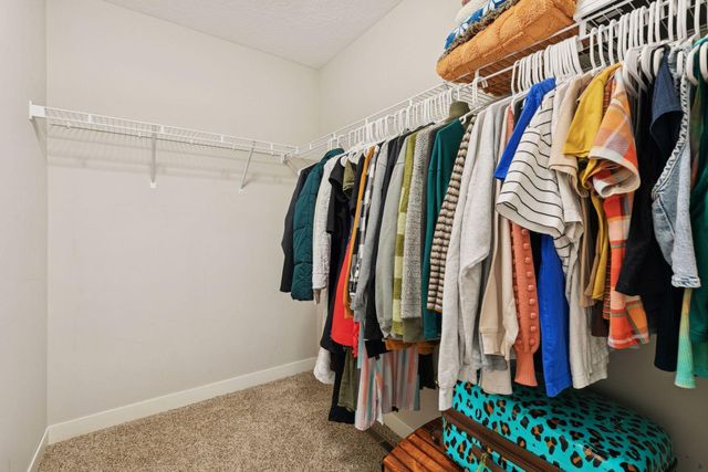 19951 Hiawatha Court, Lakeville, MN 55044