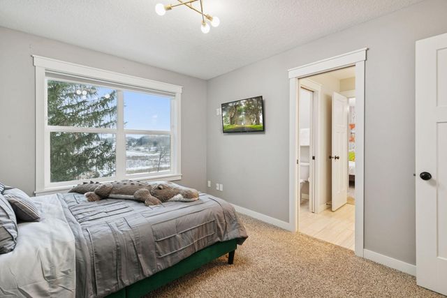 19951 Hiawatha Court, Lakeville, MN 55044