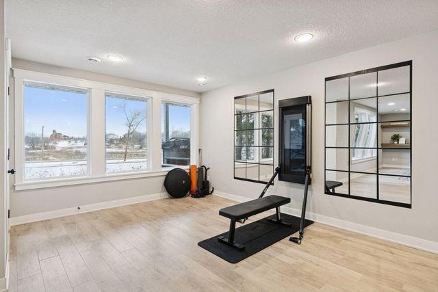 19951 Hiawatha Court, Lakeville, MN 55044