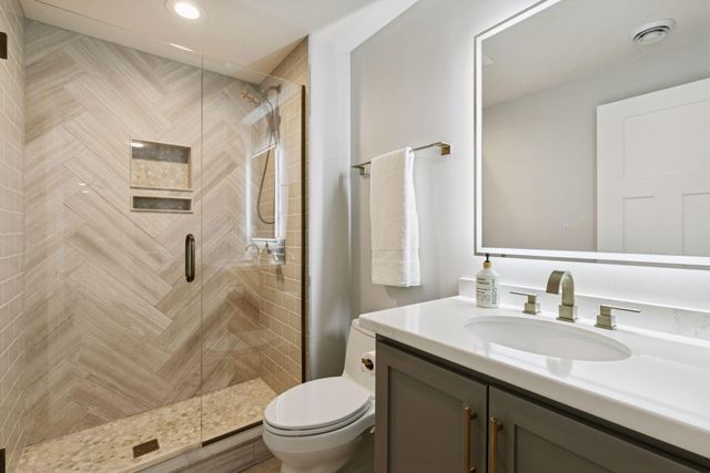 19951 Hiawatha Court, Lakeville, MN 55044