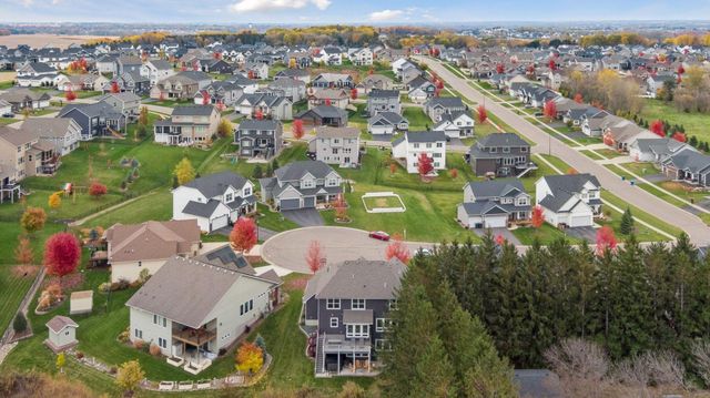 19951 Hiawatha Court, Lakeville, MN 55044