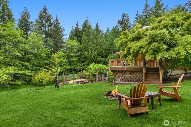 9641 Mandus Olson Road NE, Bainbridge Island, WA 98110