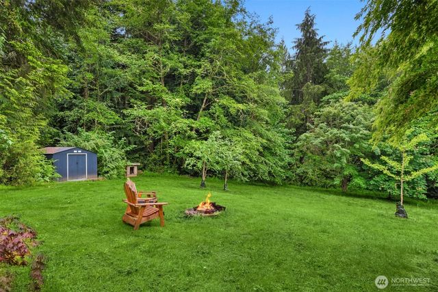 9641 Mandus Olson Road NE, Bainbridge Island, WA 98110