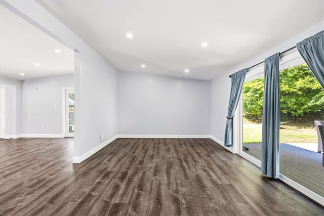 23 Joseph Rd, Framingham, MA 01701