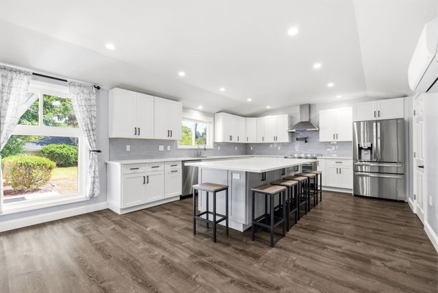 23 Joseph Rd, Framingham, MA 01701
