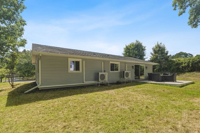 23 Joseph Rd, Framingham, MA 01701