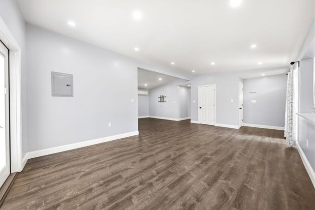 23 Joseph Rd, Framingham, MA 01701