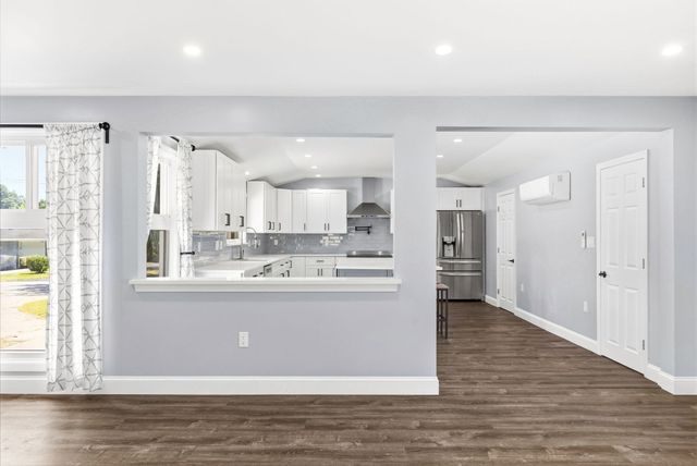23 Joseph Rd, Framingham, MA 01701
