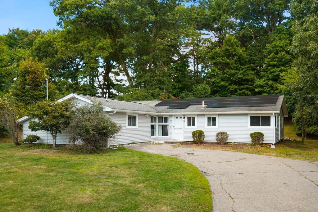 23 Joseph Rd, Framingham, MA 01701