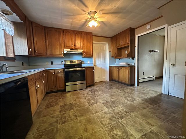 172 Main Street, Gardiner, NY 12525