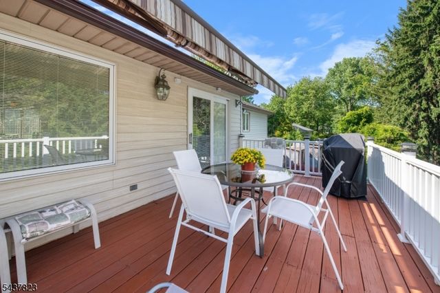 1 Lundy Ter, Butler Boro, NJ 07405