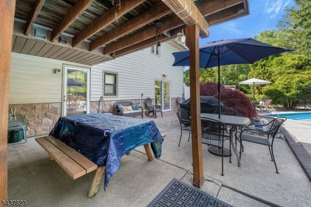 1 Lundy Ter, Butler Boro, NJ 07405