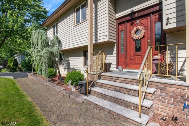 1 Lundy Ter, Butler Boro, NJ 07405