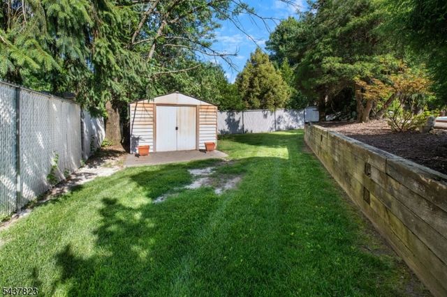 1 Lundy Ter, Butler Boro, NJ 07405
