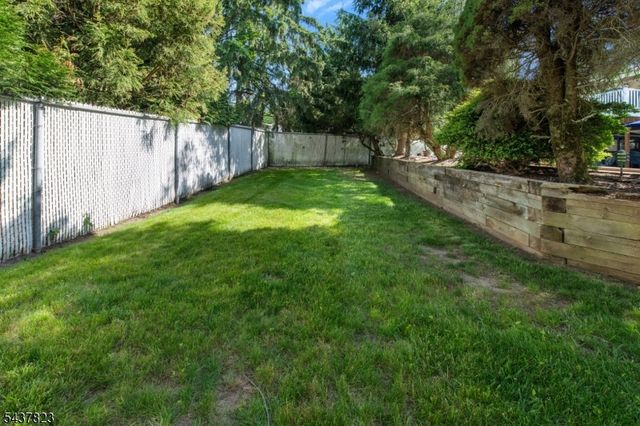 1 Lundy Ter, Butler Boro, NJ 07405