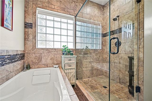 13090 Red Oak Court, Platte City, MO 64079