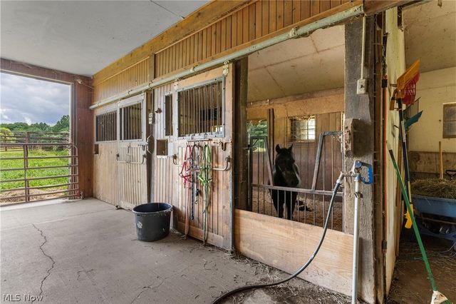 4114 S Raccoon Road, Canfield, OH 44406
