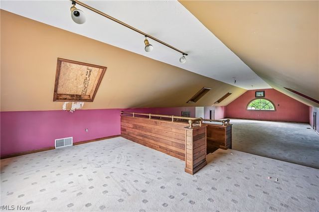 4114 S Raccoon Road, Canfield, OH 44406