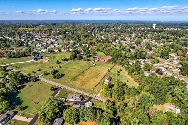 4114 S Raccoon Road, Canfield, OH 44406