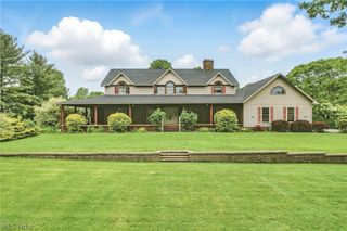 4114 S Raccoon Road, Canfield, OH 44406