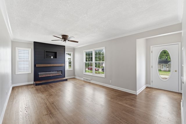 1116 57th Street, Des Moines, IA 50311
