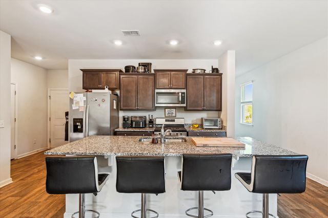 136 Pontoria Drive, Summerville, SC 29483