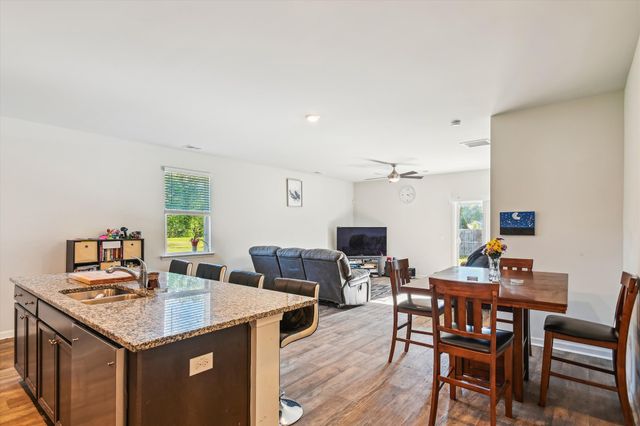 136 Pontoria Drive, Summerville, SC 29483