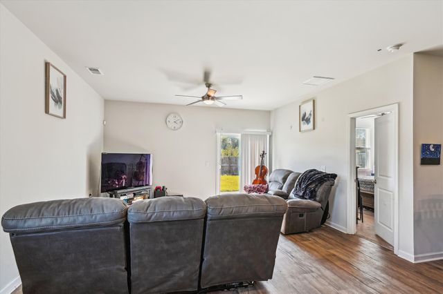 136 Pontoria Drive, Summerville, SC 29483