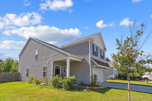 136 Pontoria Drive, Summerville, SC 29483