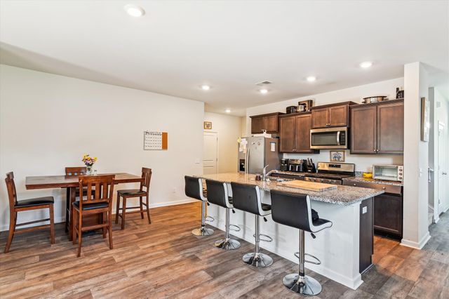 136 Pontoria Drive, Summerville, SC 29483