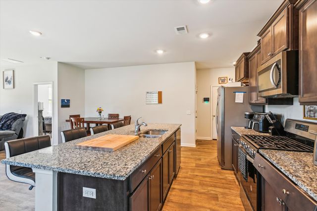 136 Pontoria Drive, Summerville, SC 29483