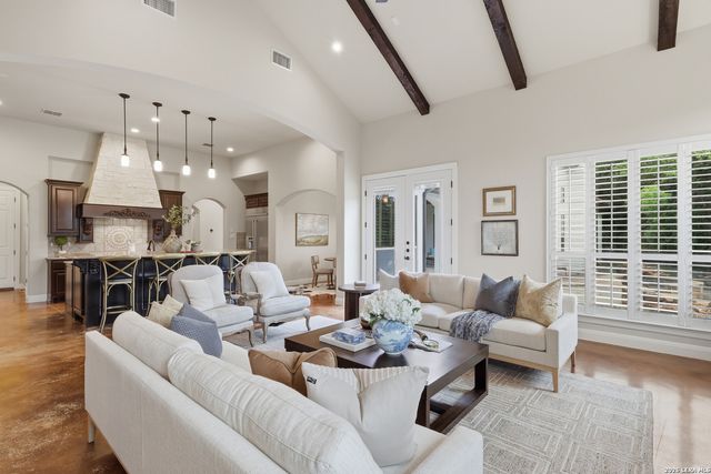 18633 Shadow Canyon, Helotes, TX 78023