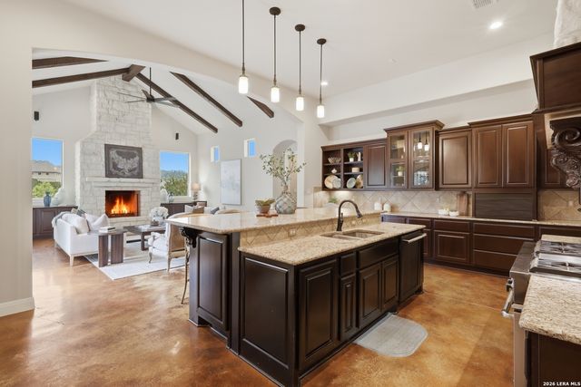 18633 Shadow Canyon, Helotes, TX 78023