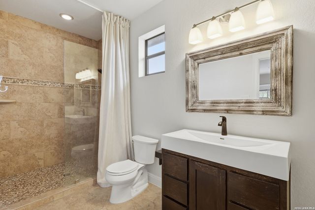 18633 Shadow Canyon, Helotes, TX 78023